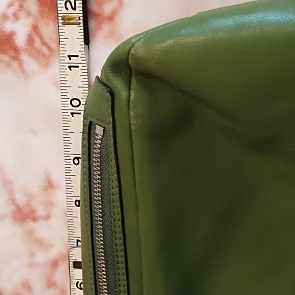 Coach 💚 Leather Grass Green Bag - Picture 13 of 16
